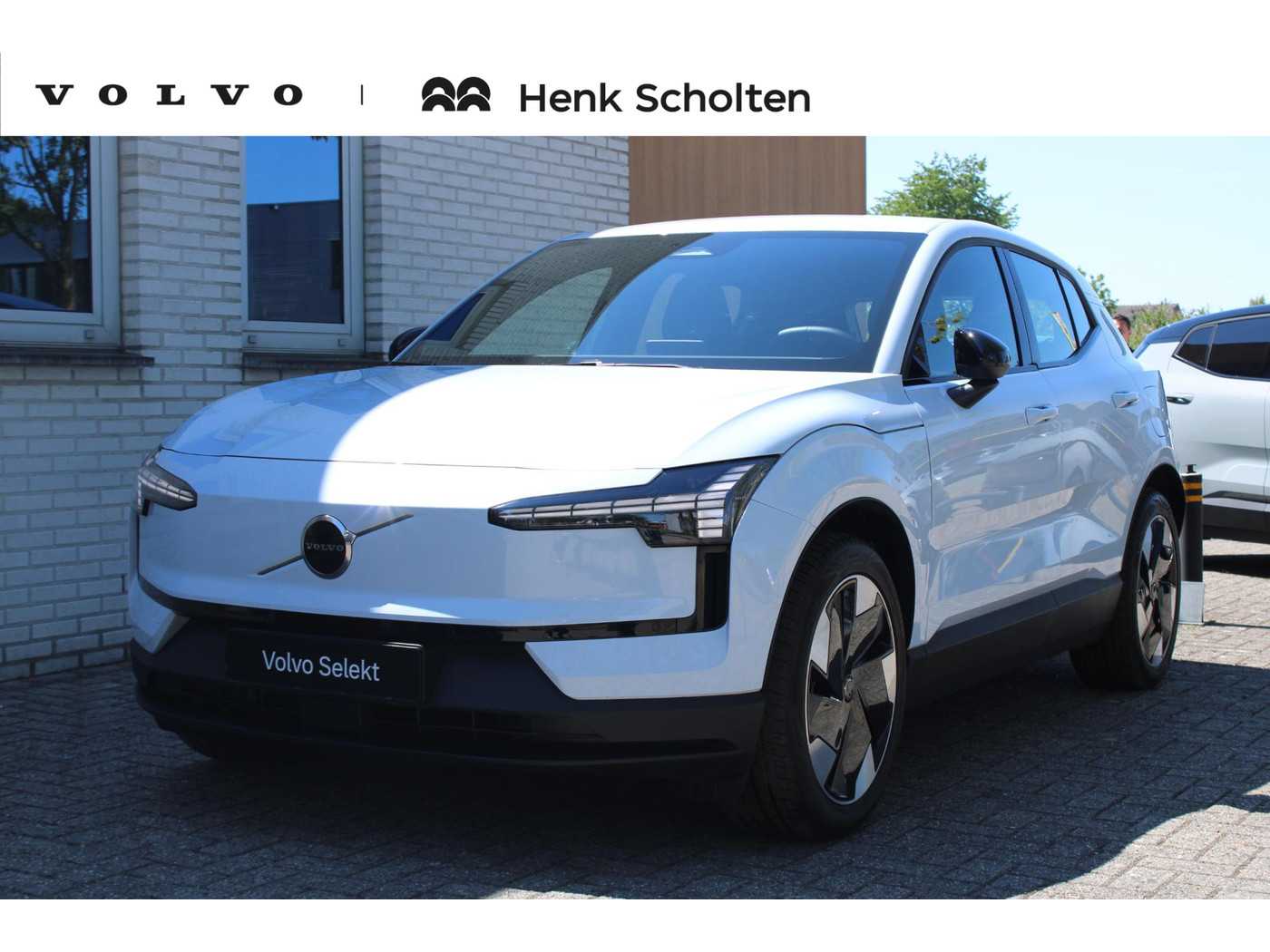 Volvo EX30 Single Motor Extended Range Plus 69 kWh 2025, foto 1