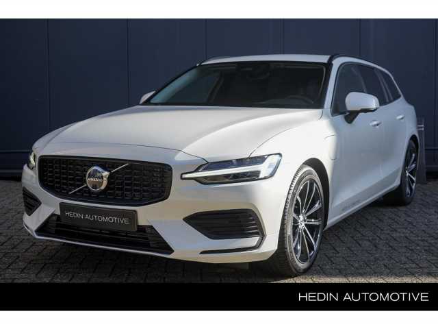 V60 in Crystal White Pearl
