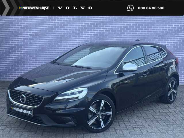 V40 in Onyx Black