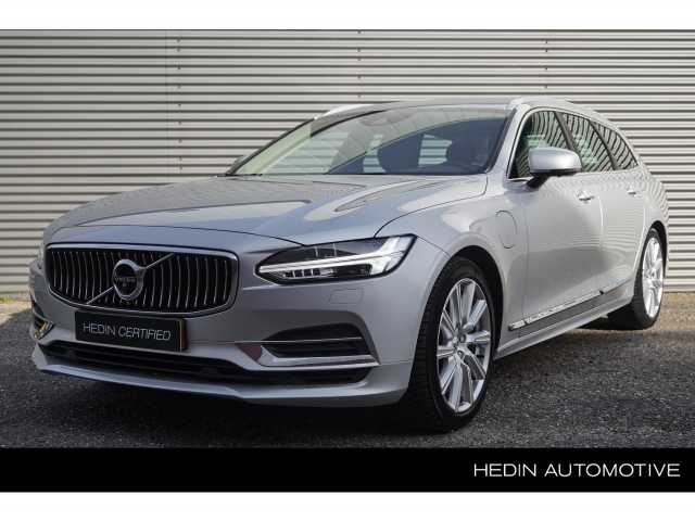 V90 in Bright Silver