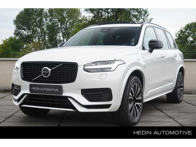 XC90 in Crystal White