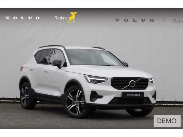 XC40 in Crystal White