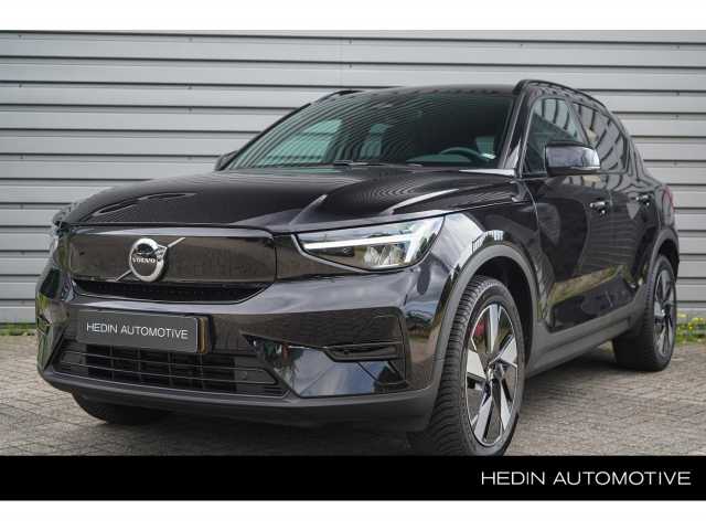 XC40 in Onyx Black