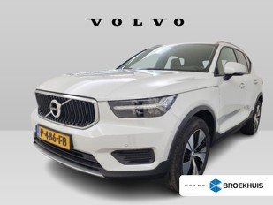XC40 in Ice White