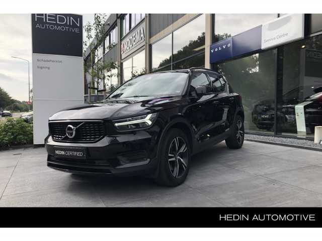 XC40 in Onyx Black