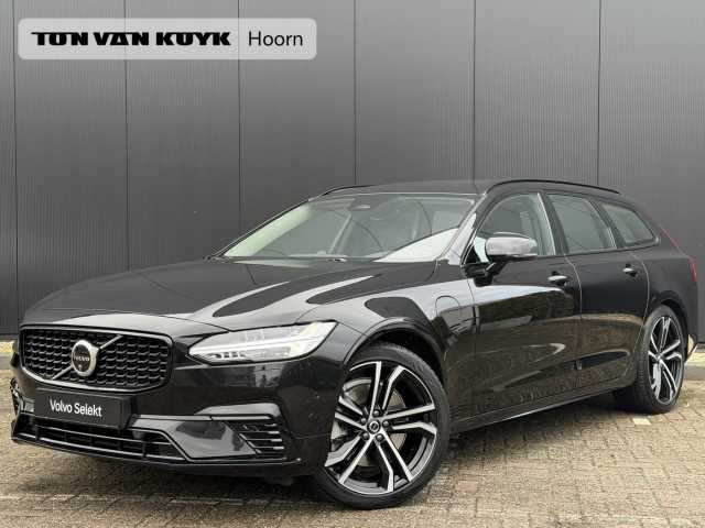 V90 in Onyx Black