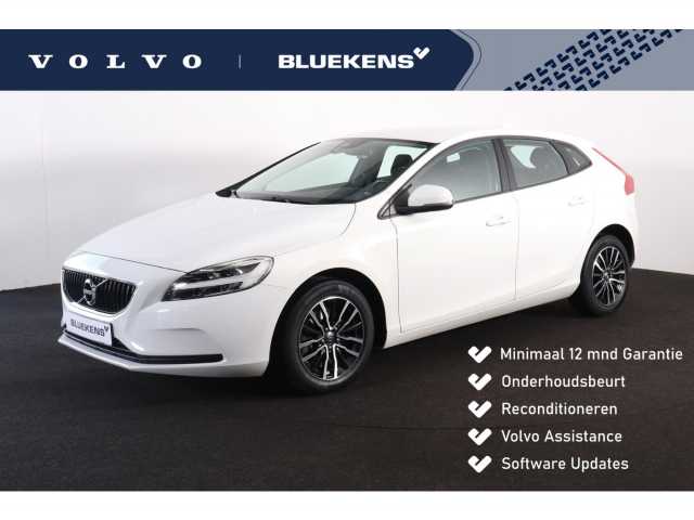 V40 in Ice White