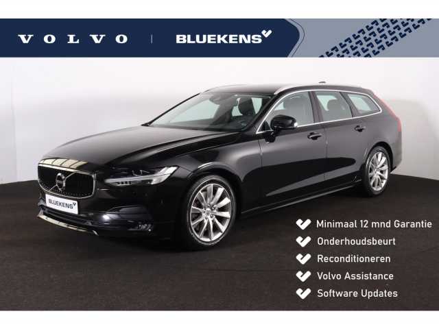V90 in Onyx Black
