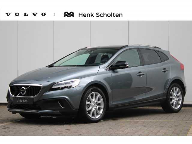 V40 Cross Country in Osmium Grey
