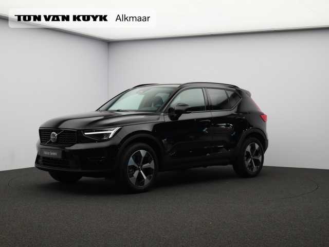 XC40 in Onyx Black