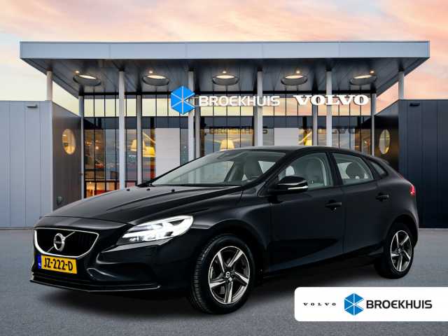 V40 in Onyx Black