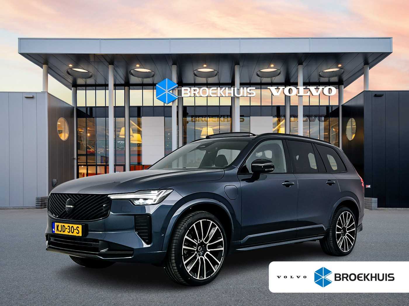 Volvo XC90 T8 Ultra Black Edition Executive 2026, foto 1