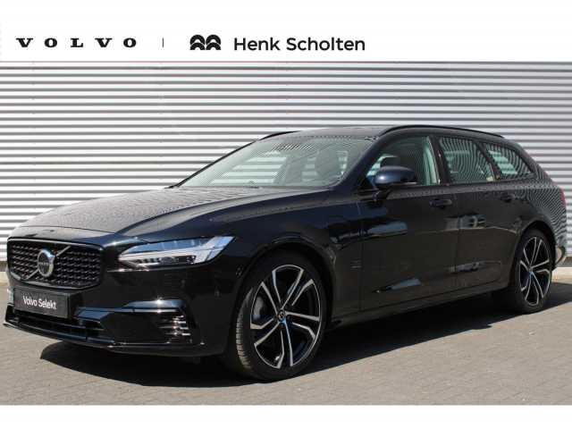V90 in Onyx Black
