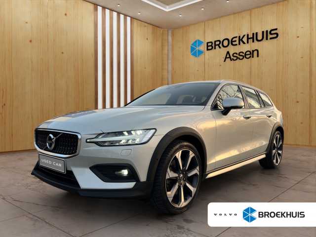 V60 Cross Country in Grijs