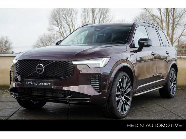 XC90 in Mulberry Red
