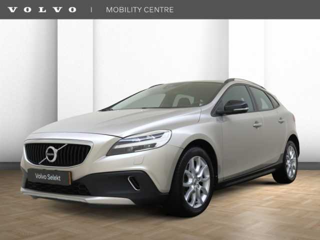 V40 Cross Country in Bruin