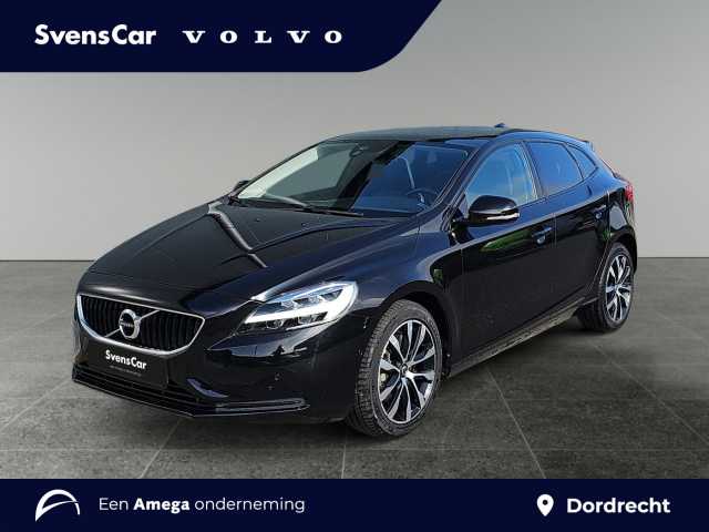 V40 in Onyx Black