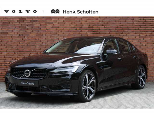 S60 in Onyx Black