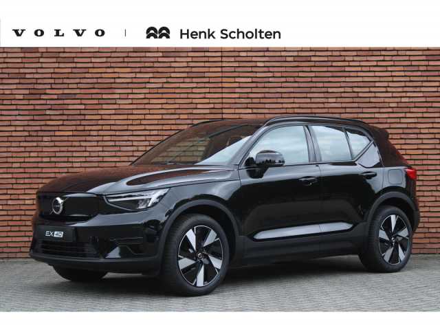 EX40 in Onyx Black