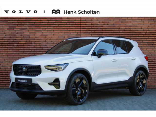 XC40 in Crystal White