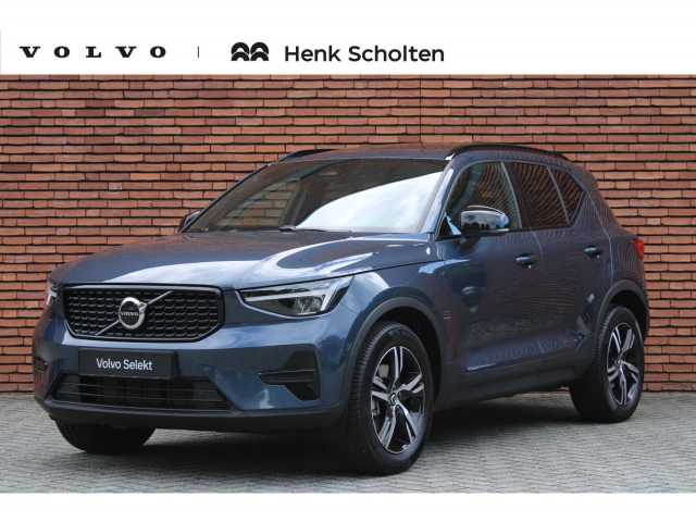 XC40 in Denim Blue