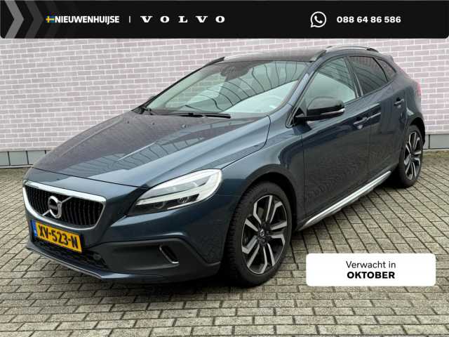 V40 Cross Country in Denim Blue