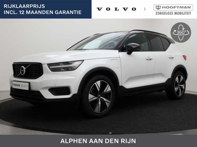 XC40 in Crystal White