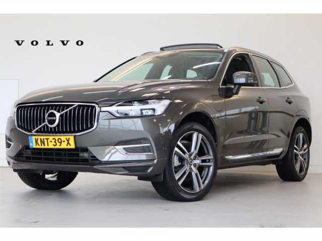 XC60 in Pine Grey