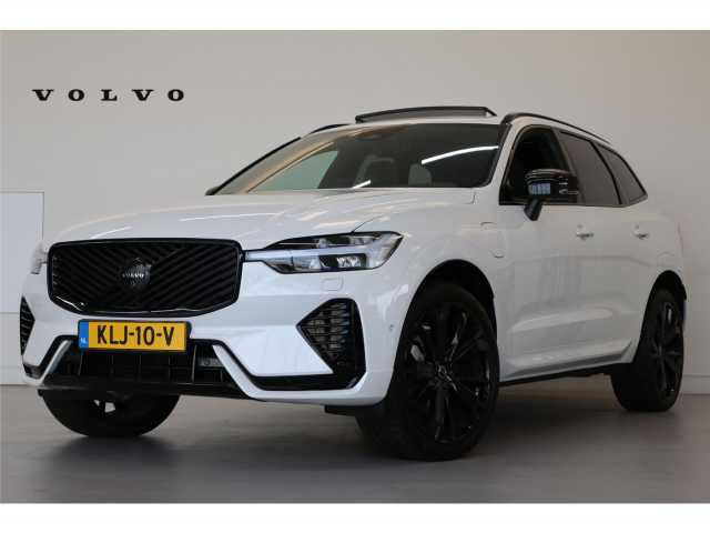 XC60 in Crystal White