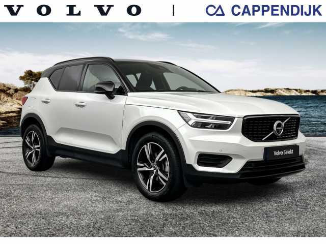 XC40 in Crystal White