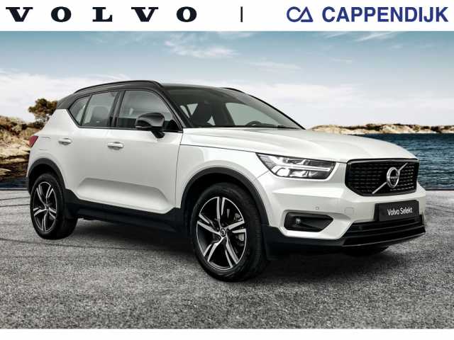 XC40 in Crystal White
