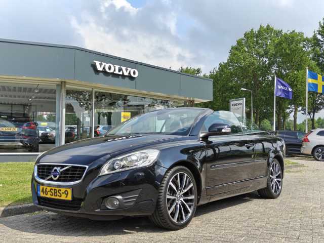 C70 in Black Sapphire