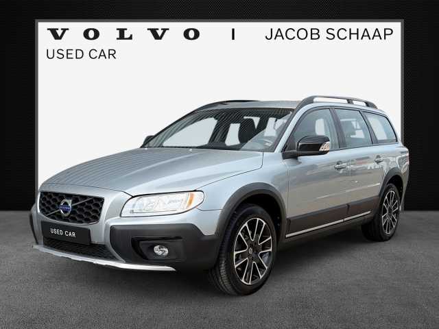 XC70 in Inscription Electric Silver