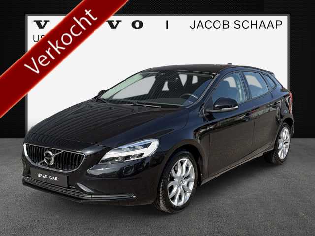 V40 in Onyx Black