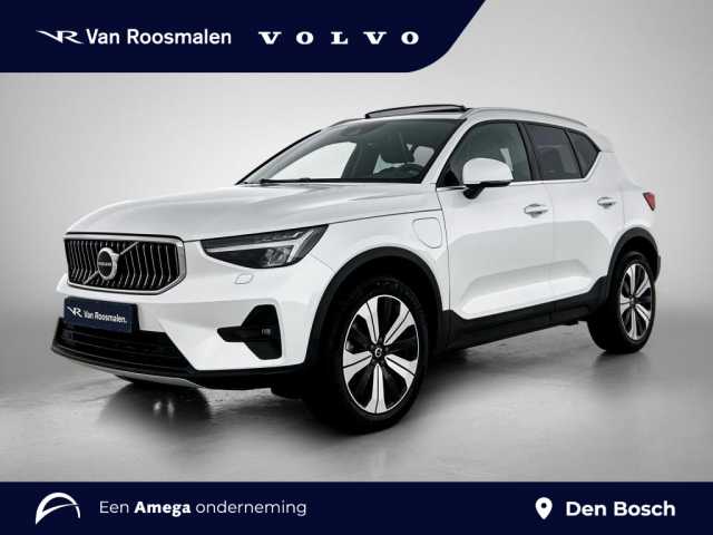 XC40 in Crystal White