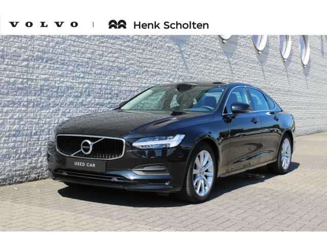 S90 in Onyx Black