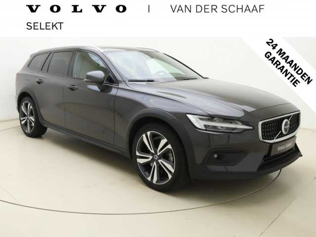 V60 Cross Country in Platinum Grey