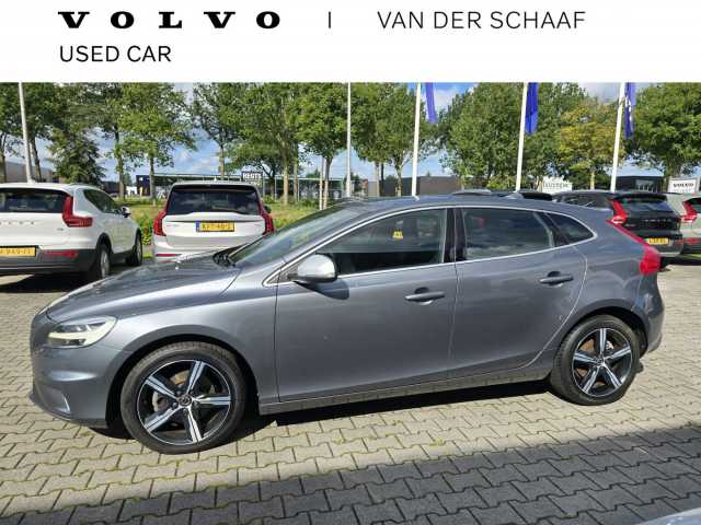 V40 in Licht Grijs