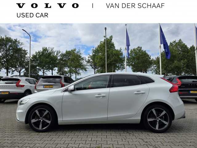 V40 in Wit
