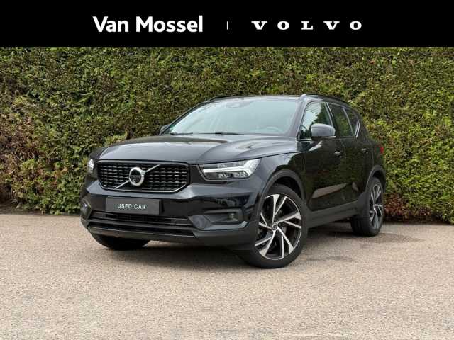 XC40 in Onyx Black