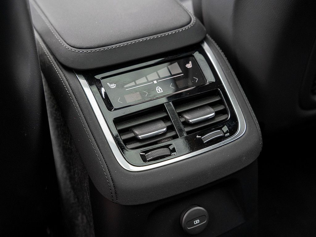 Volvo XC90 – Bild 8