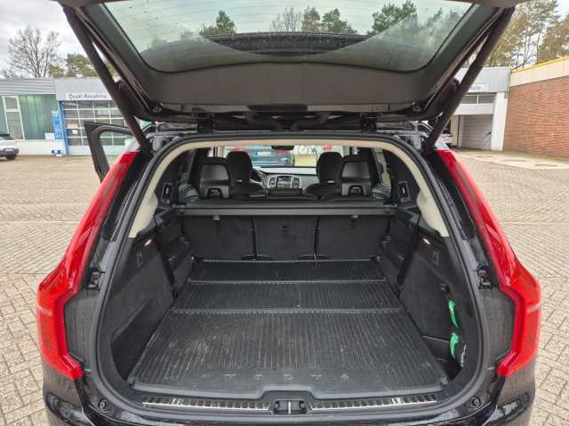 Volvo XC90 – Bild 11