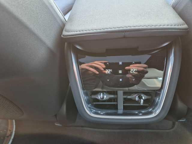 Volvo EX90 – Bild 11