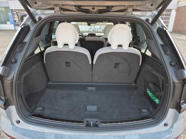 Volvo EX90 – Bild 12