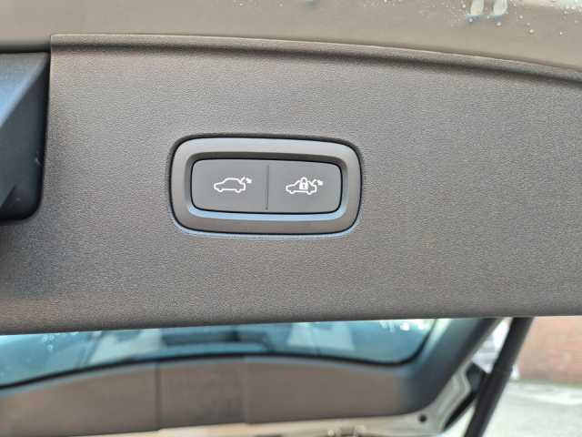 Volvo EX90 – Bild 13