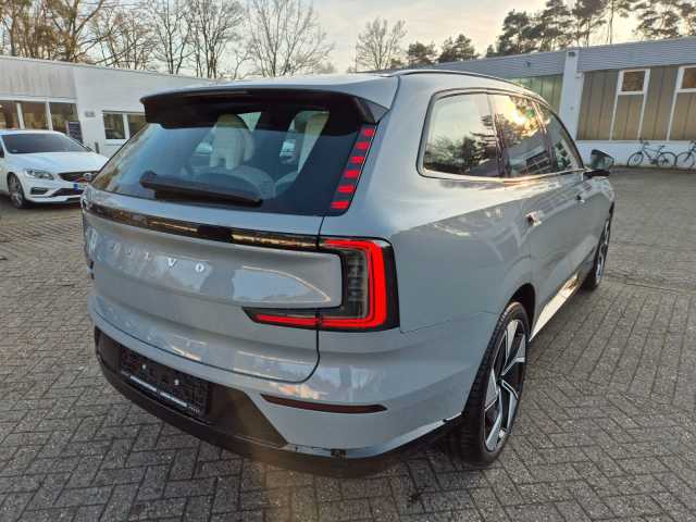 Volvo EX90 – Bild 6