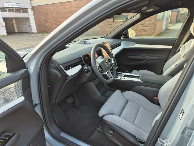 Volvo EX90 – Bild 7