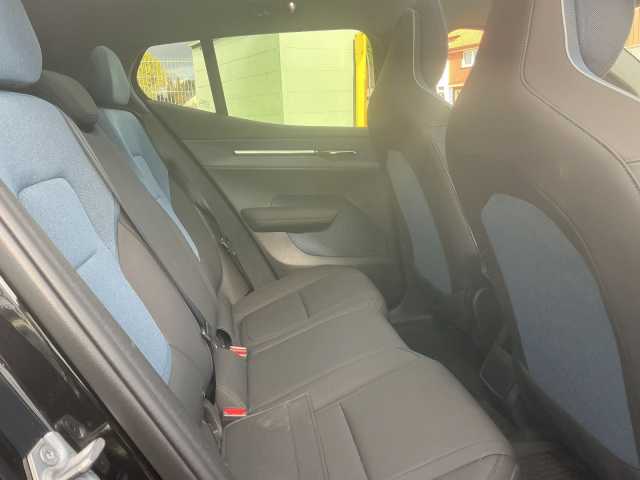 Volvo EX30 – Bild 14