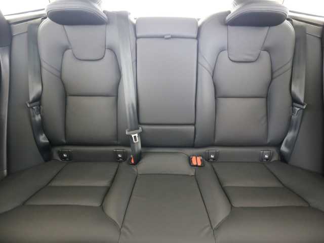 Volvo XC60 – Bild 11