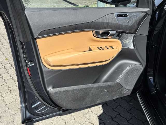 Volvo XC90 – Bild 8